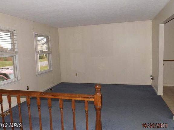 5th image of 135 Pembridge Dr