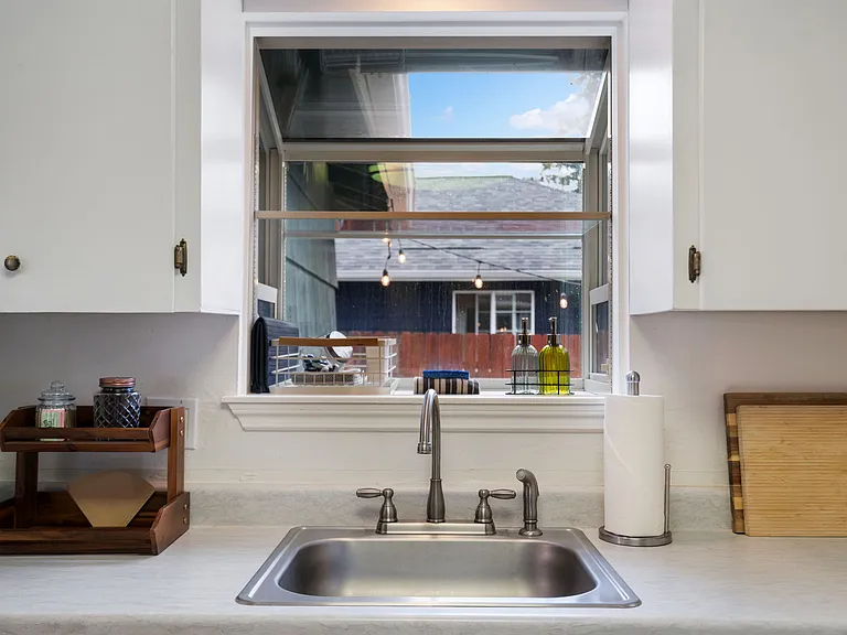 7414 SE Ogden St — Photo 14