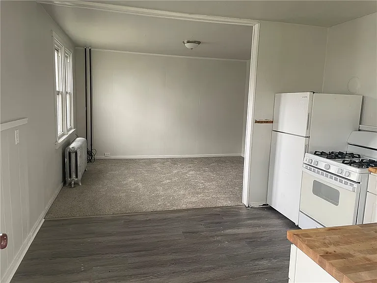 36 Lincoln Ave #1 — Photo 5