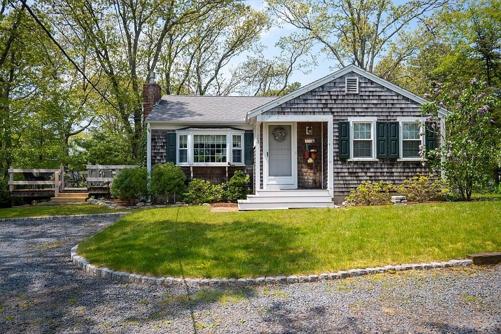 112 Sisson Rd, Harwich Port, MA 02645 Zillow