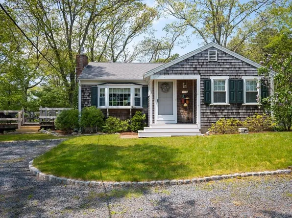 112 Sisson Rd, Harwich Pt, MA 02646