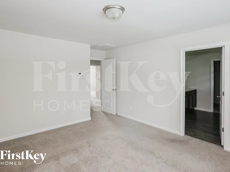 9534 Hamel St — Photo 8