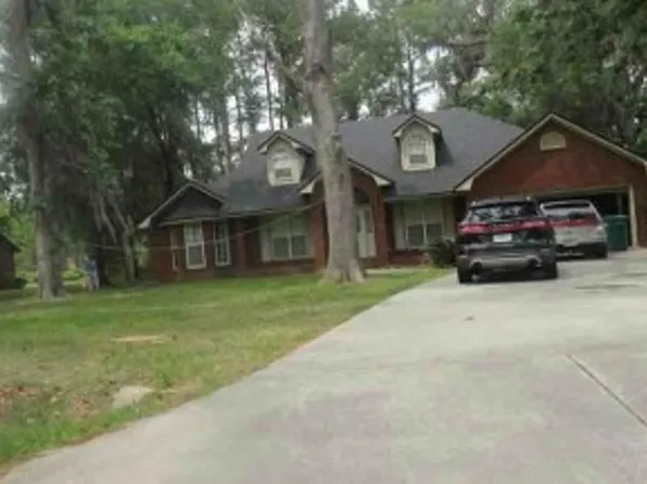 2302 Corey Dr, Valdosta, GA 31601