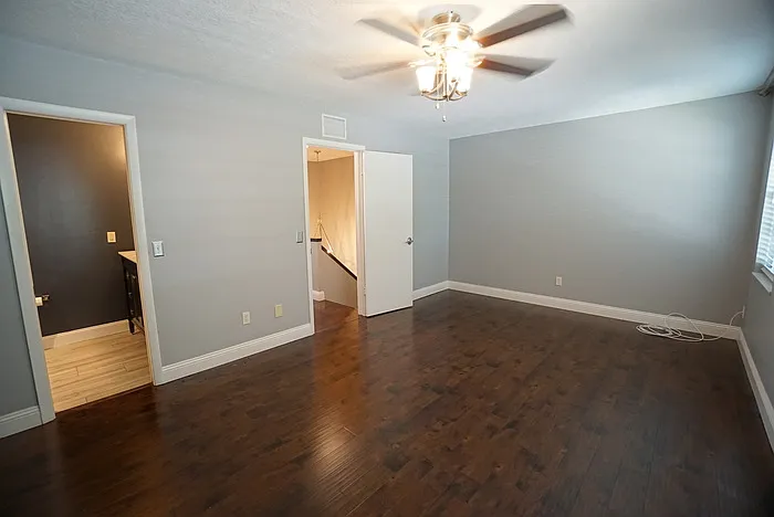 3323 W Swann Ave — Photo 20