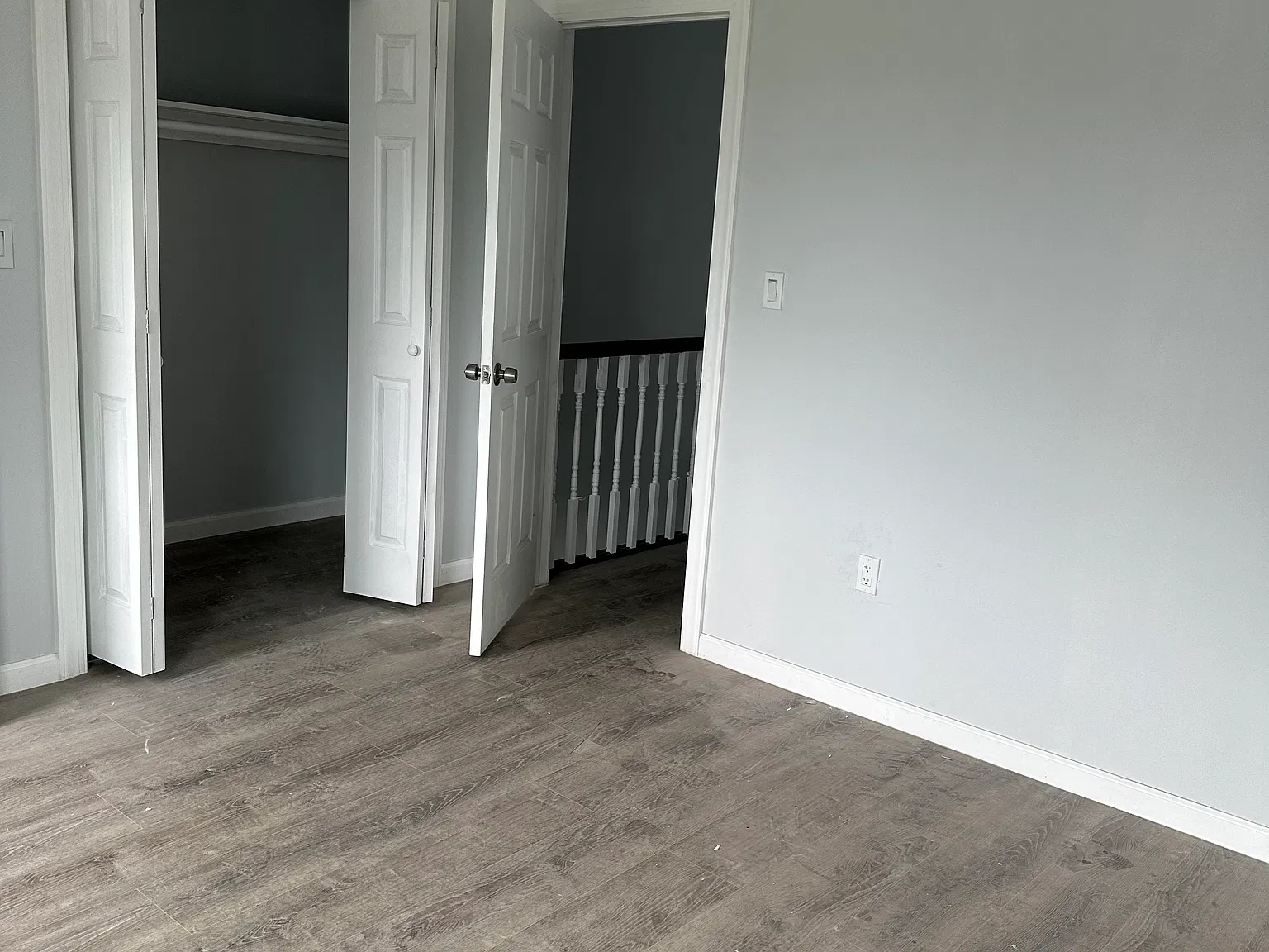 535 W State St — Photo 4