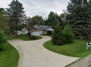 362 N Canal Rd, Eaton Rapids, MI 48827