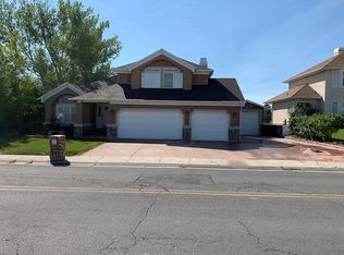 82 Lakeview Dr, Stansbury Park, UT 84074