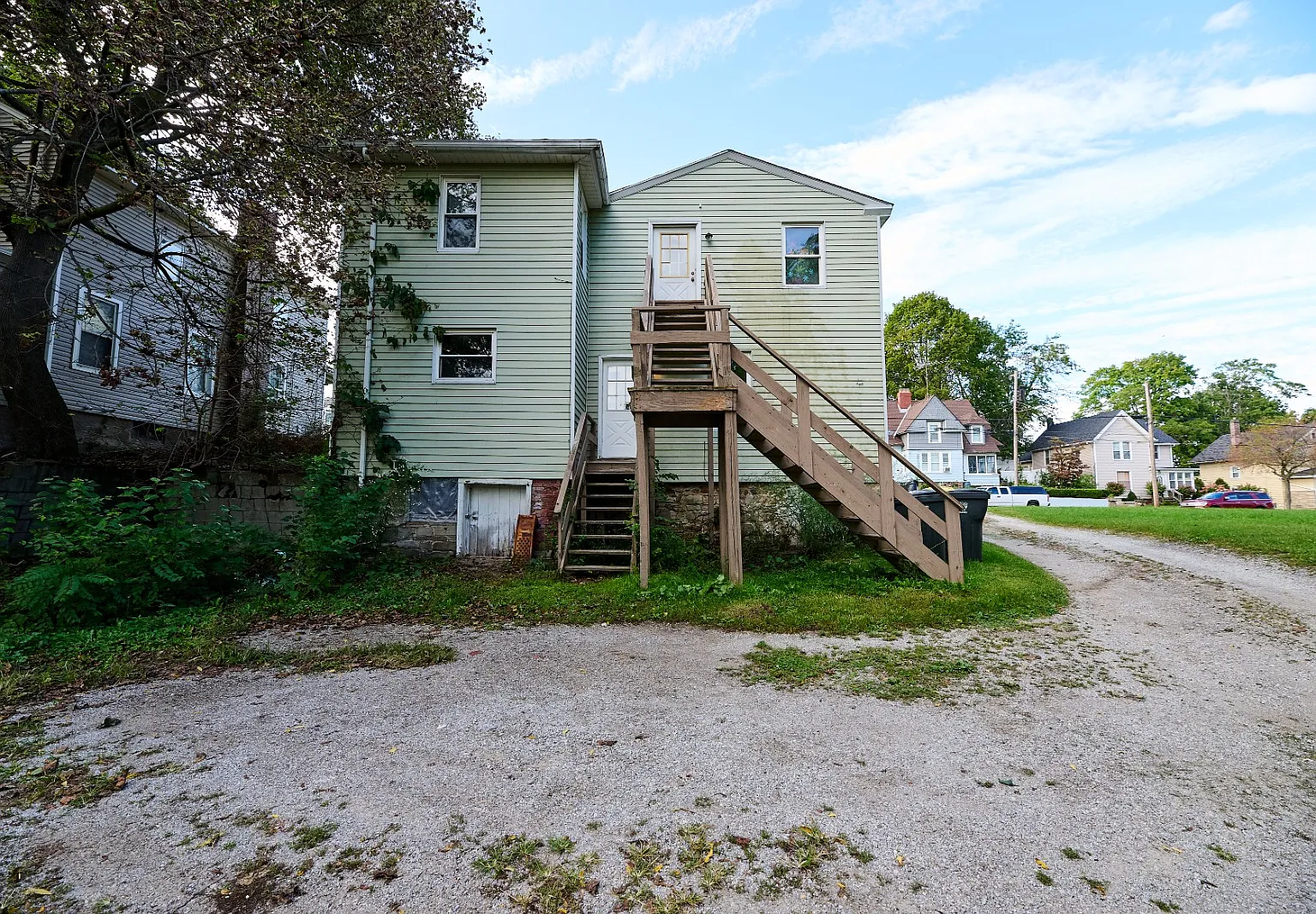 2 bed, $895 — Photo 2