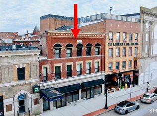 53-55 Bank St, New London, CT 06320