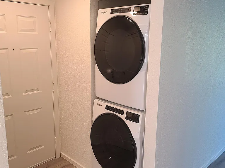 404 Railroad Ave #11 — Photo 6