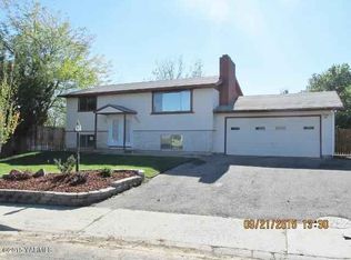 4006 Logan Pl, Yakima, WA 98908