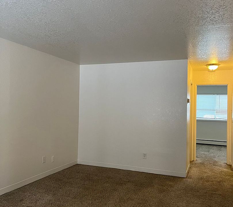 1st image of 415 N Bragaw St APT 7