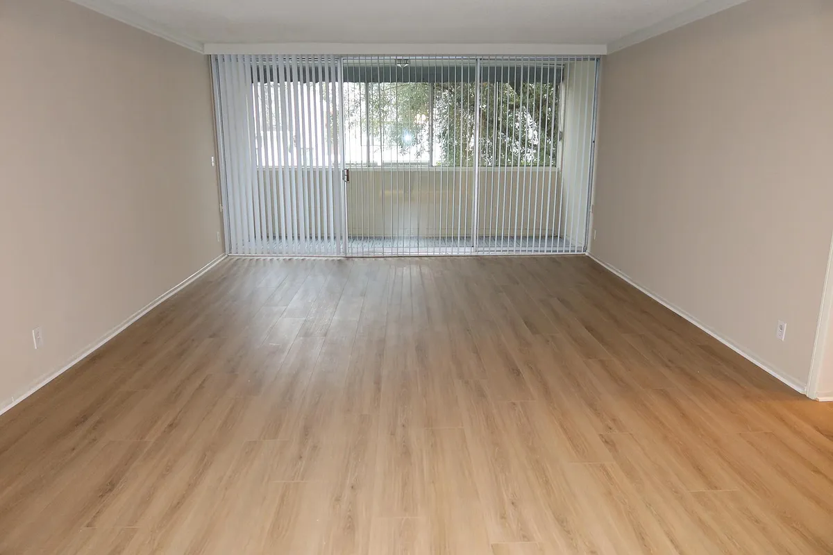 Building Photo - 8747 Clifton Way #101