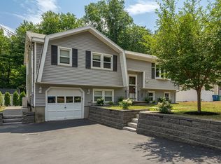 56 Donald Rd, Burlington, MA 01803
