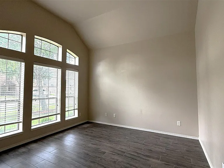 13615 Evening Wind Dr — Photo 6
