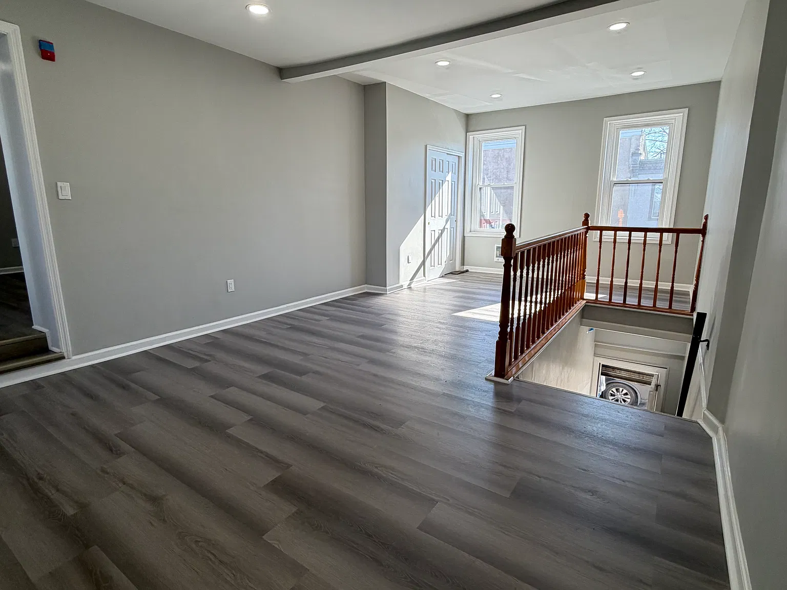 3 bed, 700 sqft, $1,500 — Photo 1