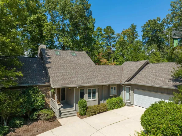 630 N Flagship Dr, Salem, SC 29676