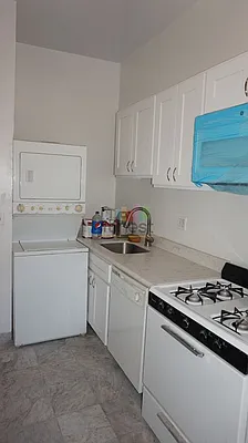 Rented by Citi Nest Group LLC | media 34