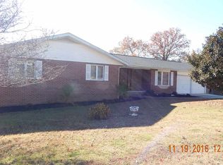 210 Hurley Ct, Benton, KY 42025