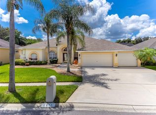 2303 Delamere Ct, Valrico, FL 33596