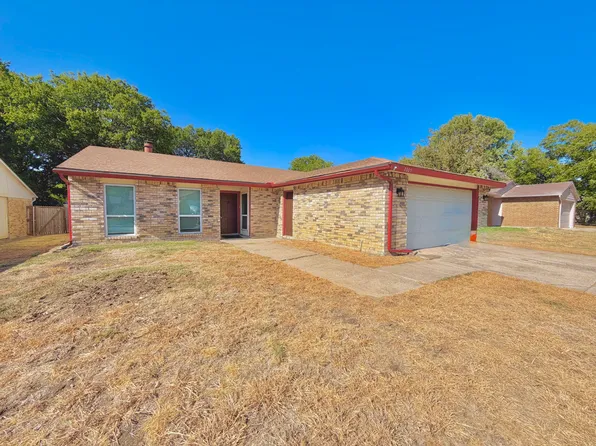 2005 Pennington Dr, Arlington, TX 76014