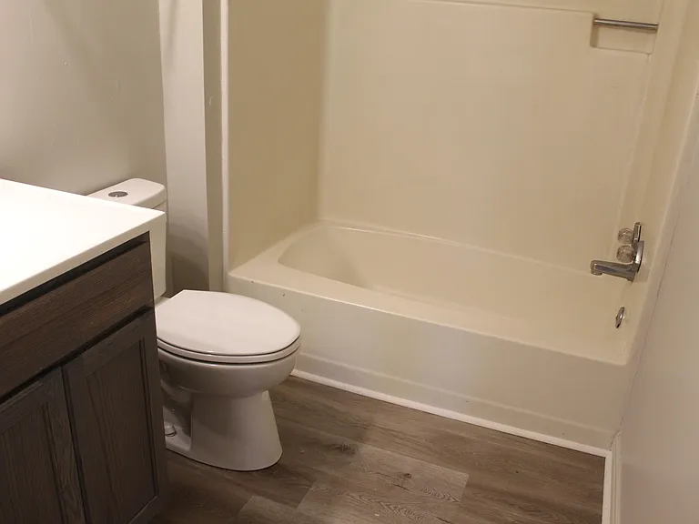216 Al Pearson Dr #B — Photo 10
