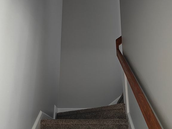5th image of 8 Lochmere Ln #8