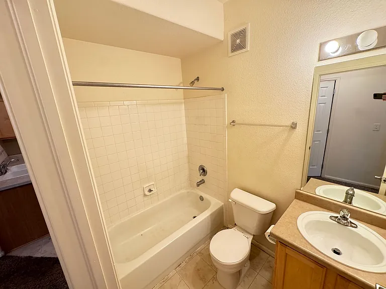 474 Black Feather Loop #408 — Photo 10