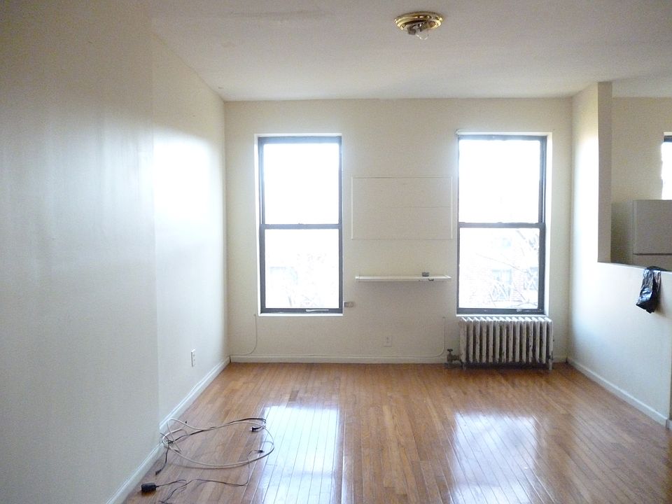 1st image of 593 Greene Ave APT 3