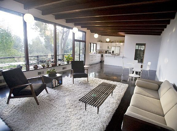 5th image of 1959 Escarpa Dr