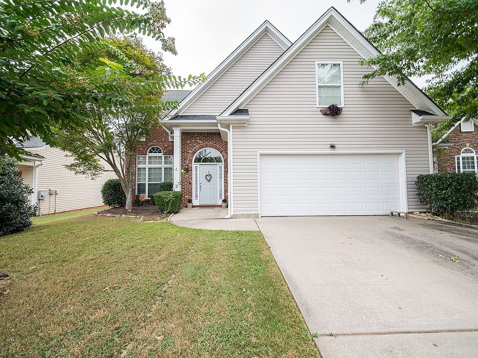 1st image of 334 Stillwood Dr