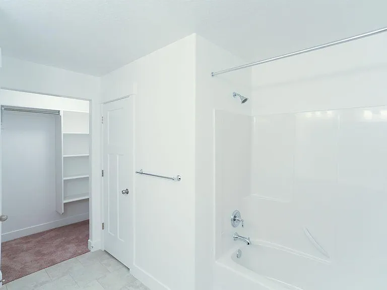 675 N Fall Creek Dr — Photo 6