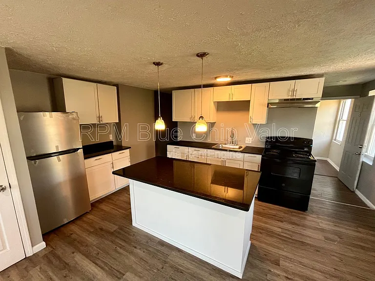 514 Oliver St — Photo 1