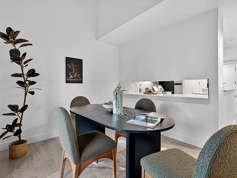 170 S Jackson St #205 — Photo 25