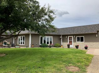 1213 14th Ave SW, Watford City, ND 58854