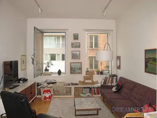 Rented by Dream Space Realty | media 1