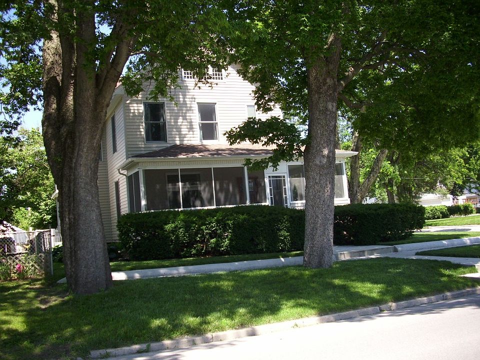 2nd image of 1119 S State St