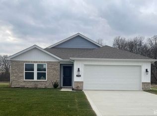 1762 Kensington Dr, Bluffton, IN 46714