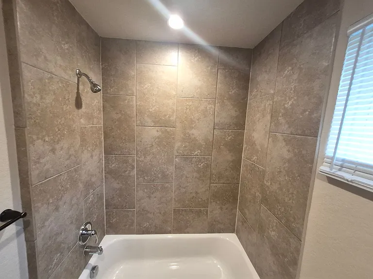 6842 Lakeview Dr #101 — Photo 21