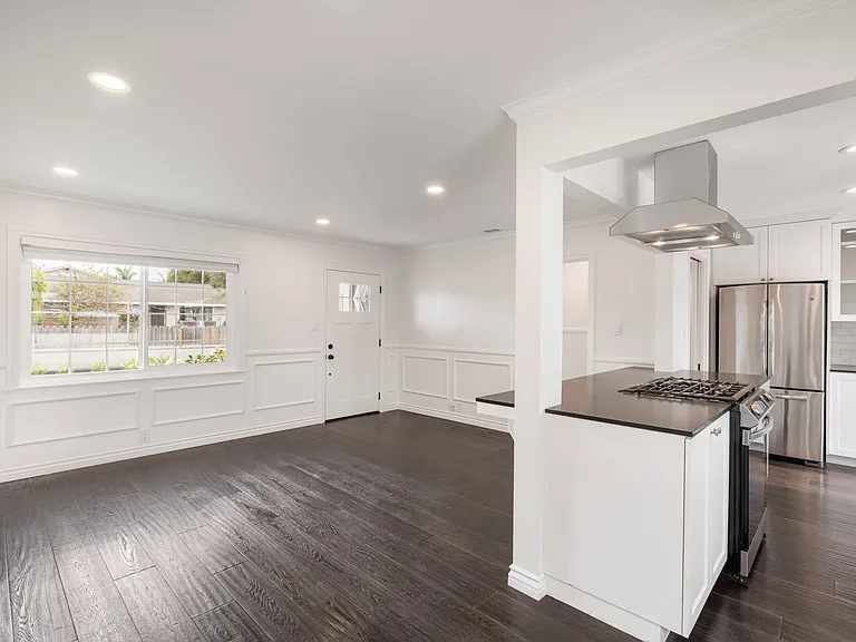 285 Palmer St — Photo 4