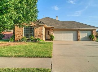 10401 NW 45th St, Yukon, OK 73099