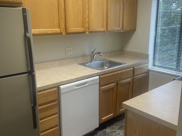 4735-4745 21st St N #B10