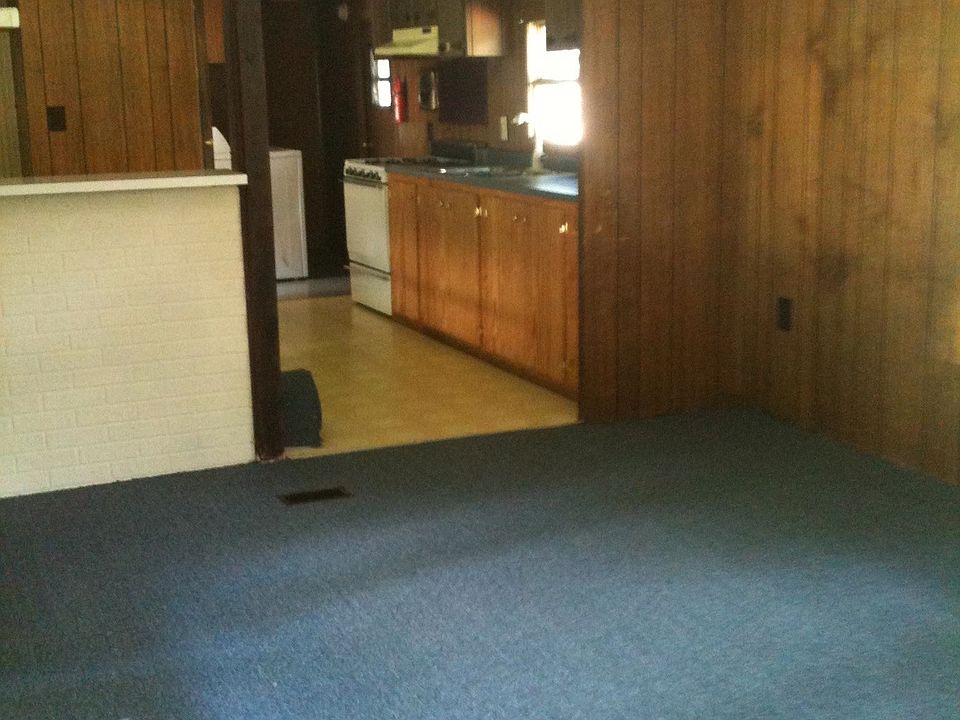 2nd image of 3 Stuart St