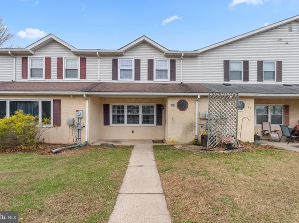92 Laurel Ct, Quakertown, PA 18951