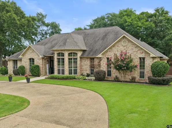 101 Turnberry Cir, Mount Pleasant, TX 75455