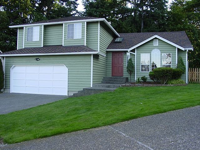1st image of 4970 NW 82nd St