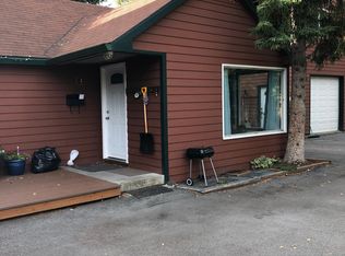 8502 Peck Ave, Anchorage, AK 99504