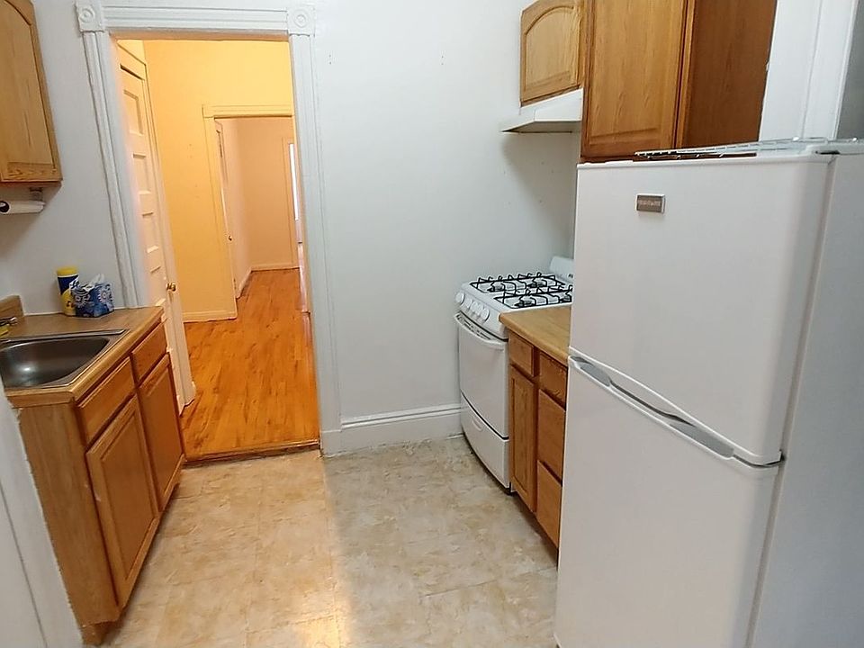1st image of 238 E 89th St APT 1A