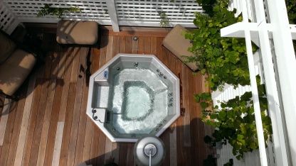 Hot tub