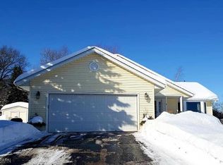 2230 Holly Ave N, Oakdale, MN 55128